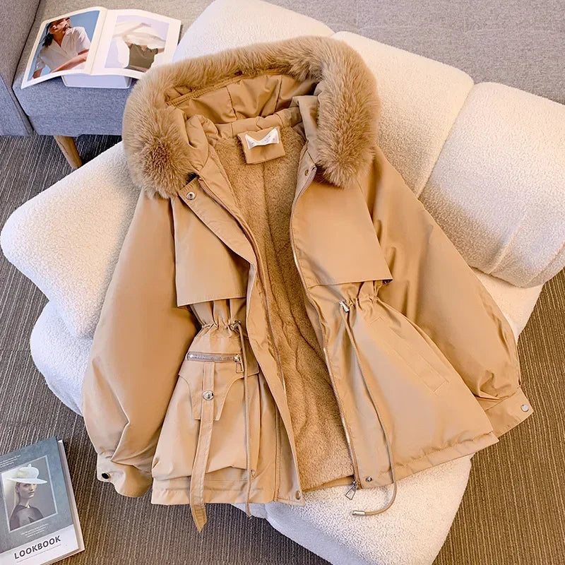 Freja ™| Elegante Winterjas met Warme Bontkraag en Taillekoord voor Stijl en Comfort