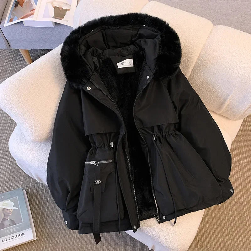 Freja ™| Elegante Winterjas met Warme Bontkraag en Taillekoord voor Stijl en Comfort